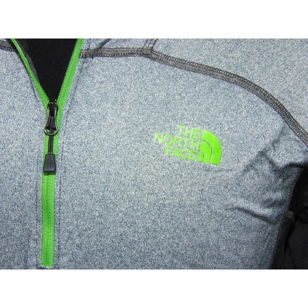 The North Face 100% Polyester Gray Pull Over 1/4 Zip Athletic Jacket Men's Large